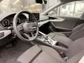 Audi A4 (2023) thumbnail 5