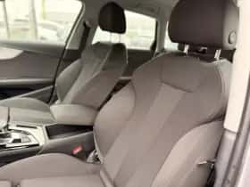 Audi A4 (2023) thumbnail 6
