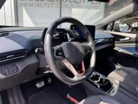 Volkswagen ID.4 (2021) thumbnail 5