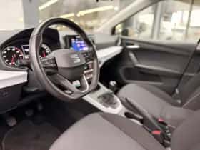 SEAT Arona (2023) thumbnail 6
