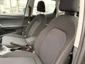 SEAT Arona (2023) thumbnail 7