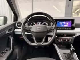 SEAT Arona (2023) thumbnail 9
