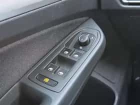 Volkswagen Golf (2022) thumbnail 21