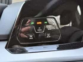 Volkswagen Golf (2022) thumbnail 22
