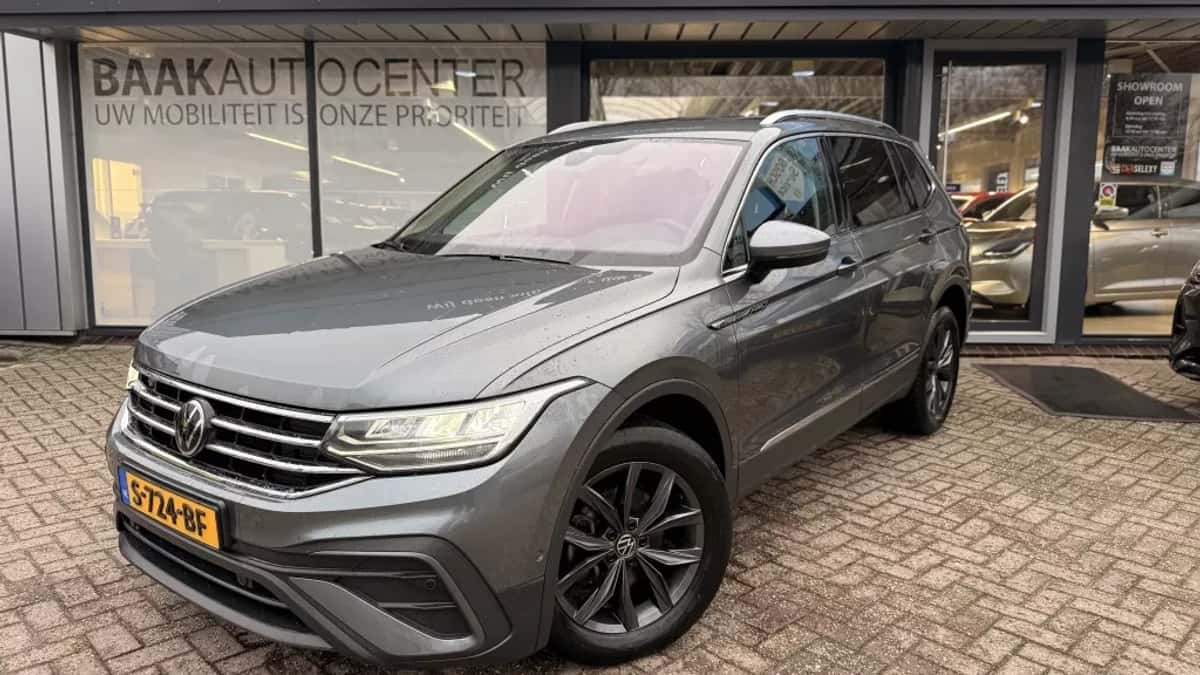 Volkswagen Tiguan (2023) — foto 1
