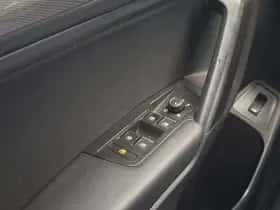 Volkswagen Tiguan (2023) thumbnail 23