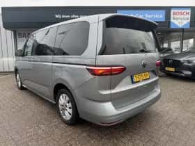 Volkswagen Multivan (2023) thumbnail 4