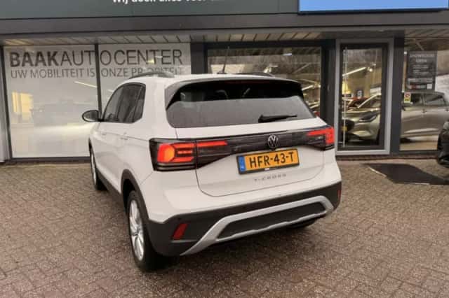 Volkswagen T-Cross (2025) thumbnail 4
