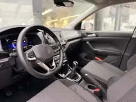 Volkswagen T-Cross (2025) thumbnail 6