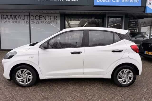 Hyundai i10 (2025) thumbnail 3