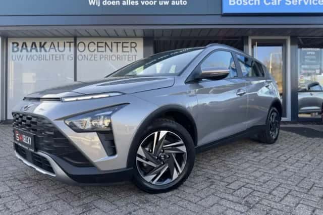 Hyundai Bayon (2022) thumbnail 2