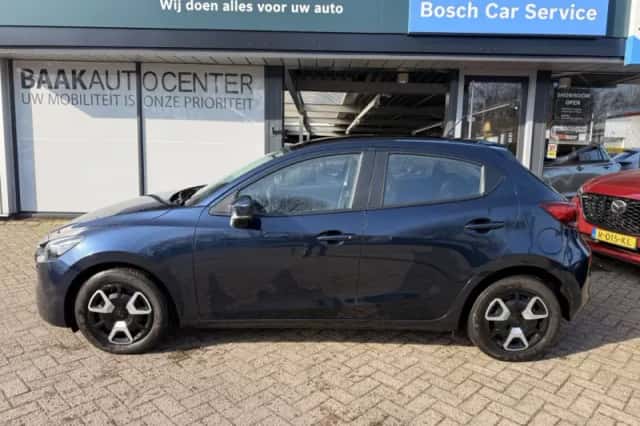 Mazda 2 (2023) thumbnail 3