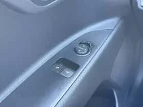 Kia Stonic (2021) thumbnail 20