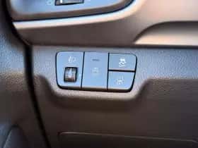 Kia Stonic (2024) thumbnail 23
