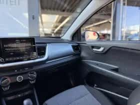 Kia Stonic (2024) thumbnail 24