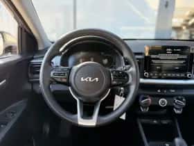 Kia Stonic (2024) thumbnail 9