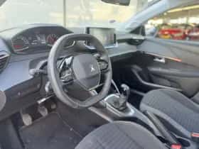 Peugeot 208 (2022) thumbnail 5