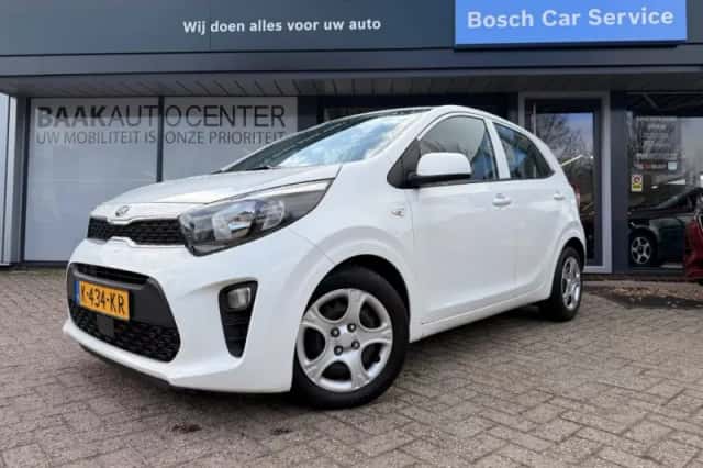 Kia Picanto (2021) thumbnail 2
