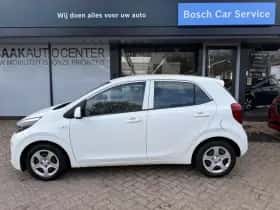 Kia Picanto (2021) thumbnail 3