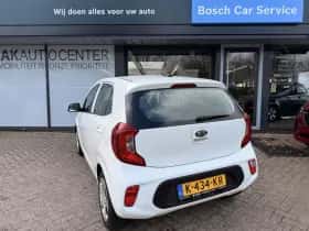 Kia Picanto (2021) thumbnail 5