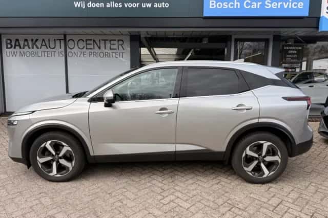 Nissan Qashqai (2024) thumbnail 3
