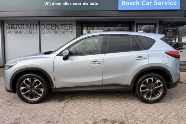 Mazda CX-5 (2016) thumbnail 3
