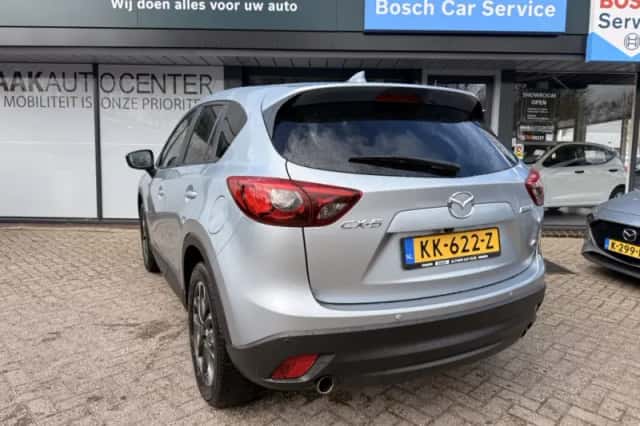Mazda CX-5 (2016) thumbnail 4