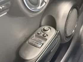 MINI Cooper (2023) thumbnail 21