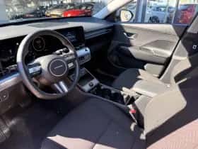 Hyundai Kona (2024) thumbnail 6