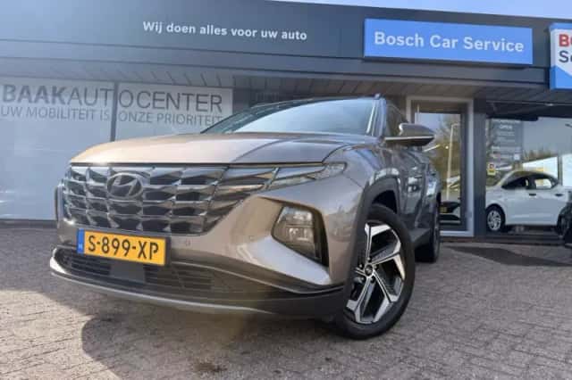 Hyundai Tucson (2023) thumbnail 2