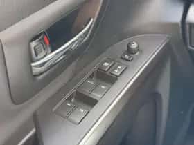 Suzuki S-Cross (2023) thumbnail 24
