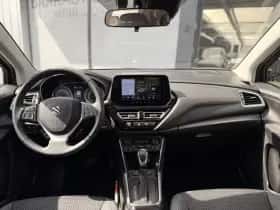Suzuki S-Cross (2023) thumbnail 8