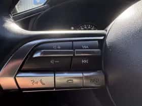 Mazda 3 (2021) thumbnail 8