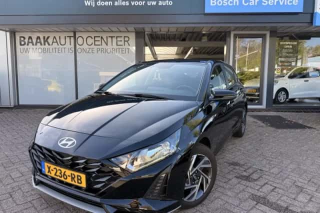 Hyundai i20 (2024) thumbnail 1