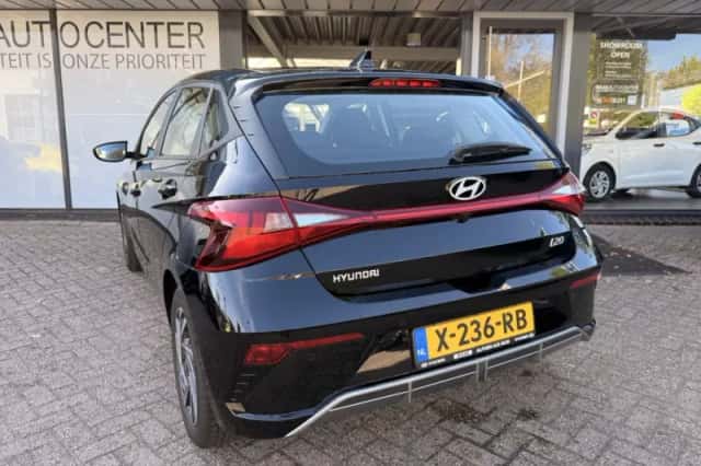 Hyundai i20 (2024) thumbnail 4