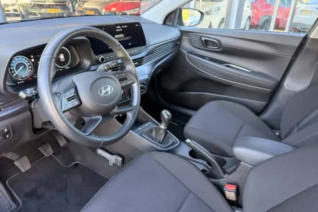 Hyundai i20 (2024) thumbnail 5
