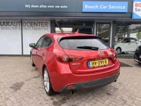 Mazda 3 (2016) thumbnail 4