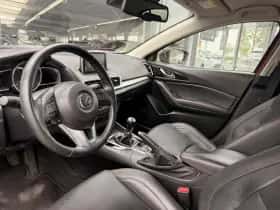 Mazda 3 (2016) thumbnail 6