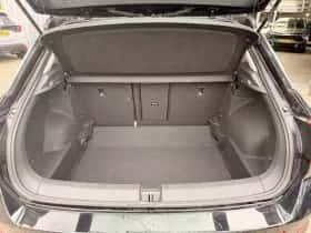 Volkswagen T-Roc (2024) thumbnail 22