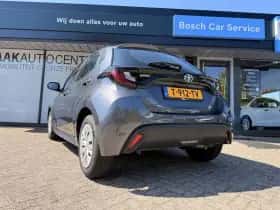 Toyota Yaris (2023) thumbnail 5