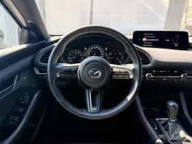 Mazda 3 (2024) thumbnail 9