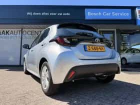 Toyota Yaris (2024) thumbnail 5