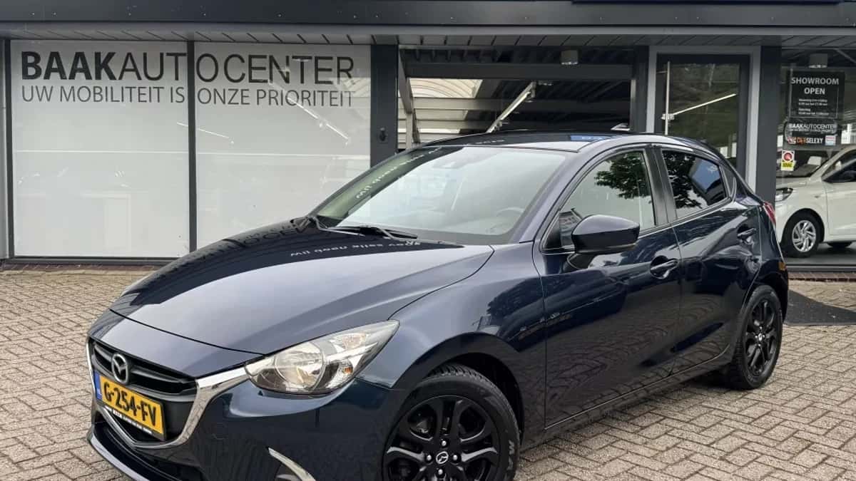 Mazda 2 (2019) — foto 1