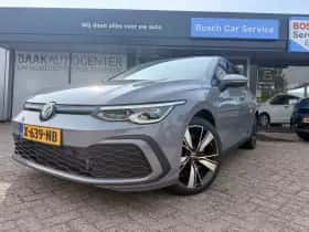 Volkswagen Golf (2023) thumbnail 2