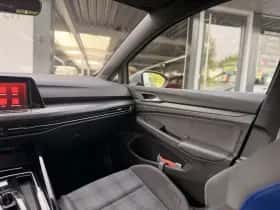Volkswagen Golf (2023) thumbnail 24