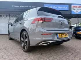 Volkswagen Golf (2023) thumbnail 5