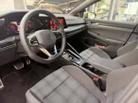 Volkswagen Golf (2023) thumbnail 6