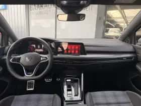 Volkswagen Golf (2023) thumbnail 8