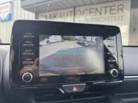 Toyota Yaris (2023) thumbnail 4