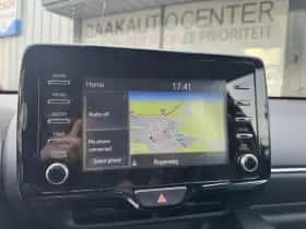 Toyota Yaris (2023) thumbnail 5